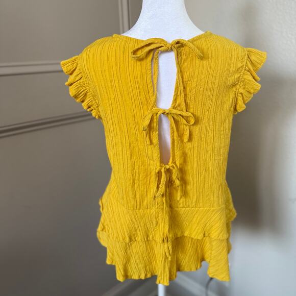 THML Mustard Yellow Tie Back Flutter Sleeve Top Size S - Picture 2 of 5